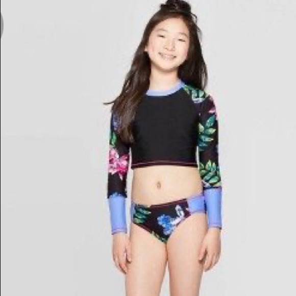 rash guard bikini set